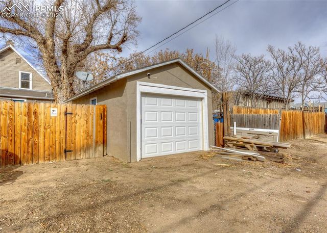 410 W 13th Street, Pueblo, CO 81003
