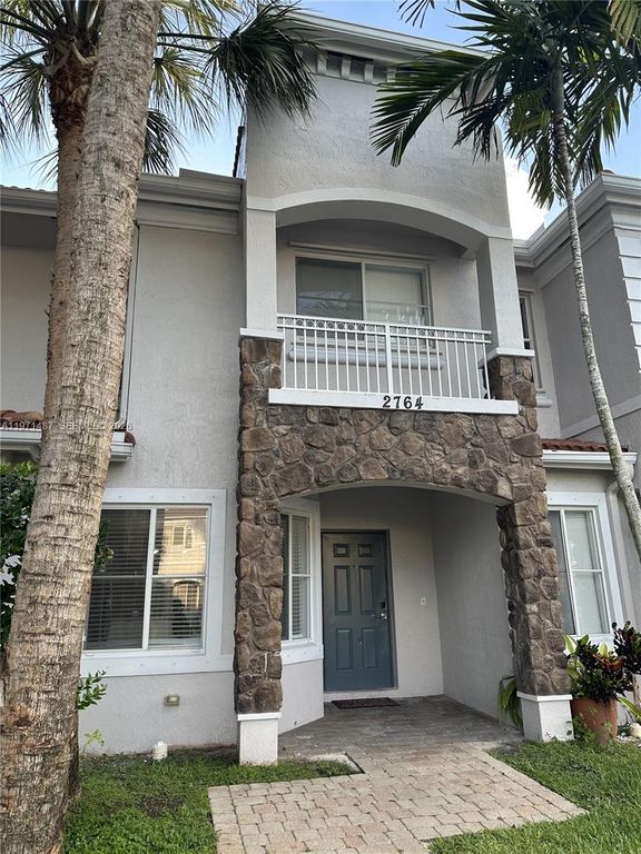 2764 SW 83rd Ave 106, Miramar, FL 33025