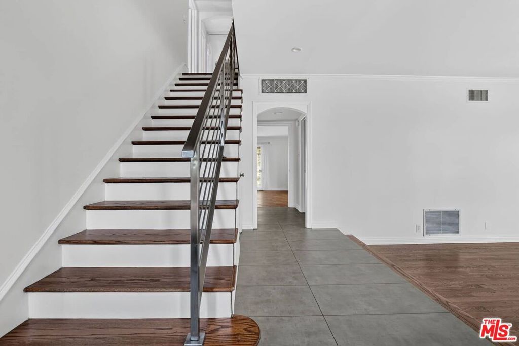 6609 Whitley Terrace, Los Angeles, CA 90068 — photo 3