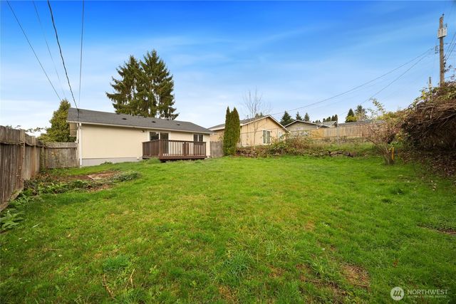 2022 E 36th Street, Tacoma, WA 98404