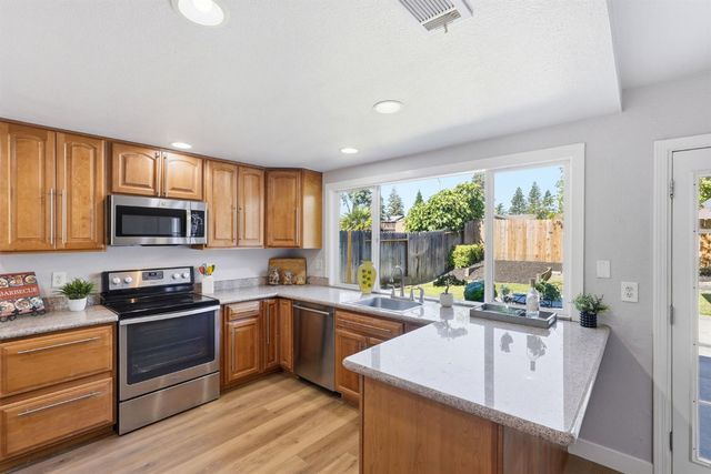 7025 Checkerbloom Way, Citrus Heights, CA 95610