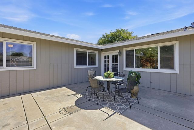 7025 Checkerbloom Way, Citrus Heights, CA 95610