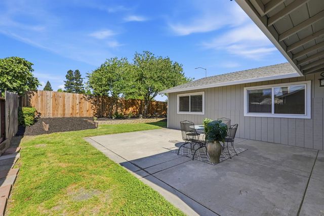 7025 Checkerbloom Way, Citrus Heights, CA 95610
