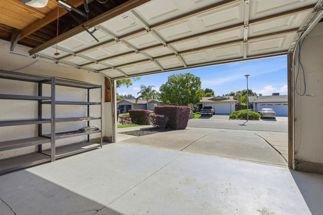 7025 Checkerbloom Way, Citrus Heights, CA 95610