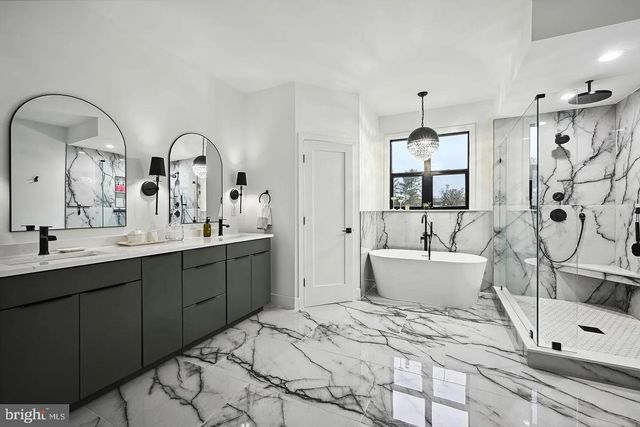 4222 LAMARRE DR, Fairfax, VA 22030