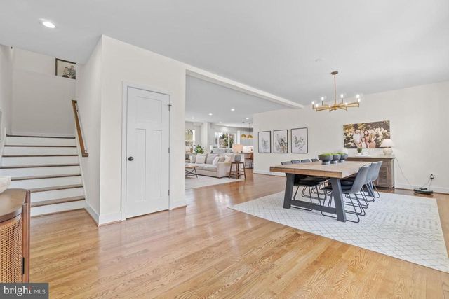 4222 LAMARRE DR, Fairfax, VA 22030