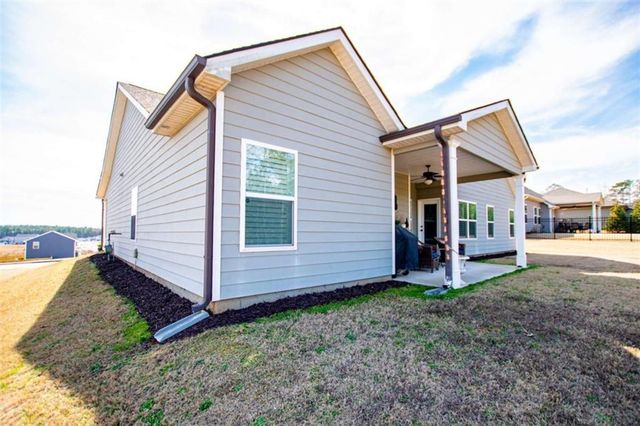 8818 St Andrews Parkway, Winston, GA 30187