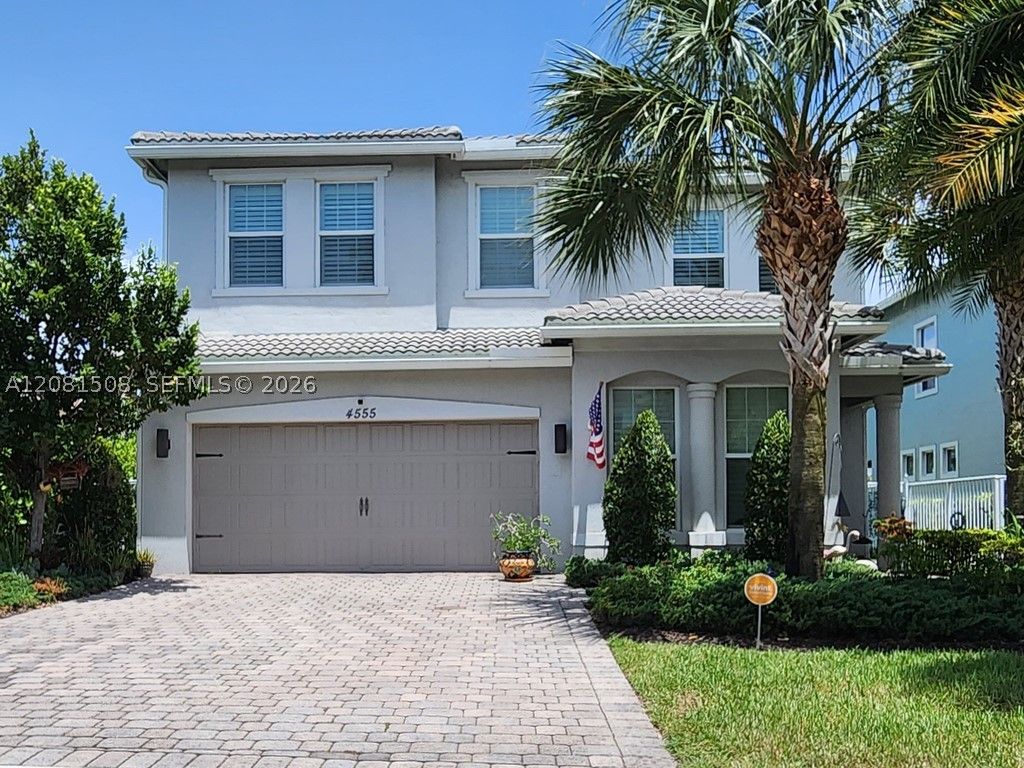 4555 Ficus St, Hollywood, FL 33021