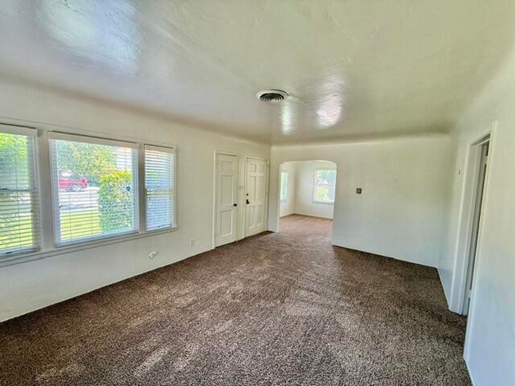 Image 11 of property listing at 1709 W Main Street, Visalia, CA 93291