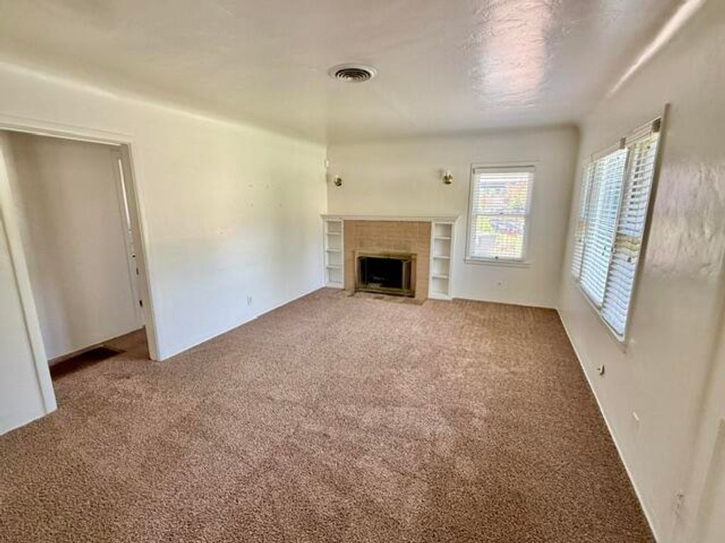 Image 9 of property listing at 1709 W Main Street, Visalia, CA 93291