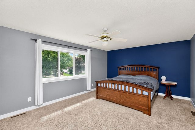 1208 63rd Street, West Des Moines, IA 50266