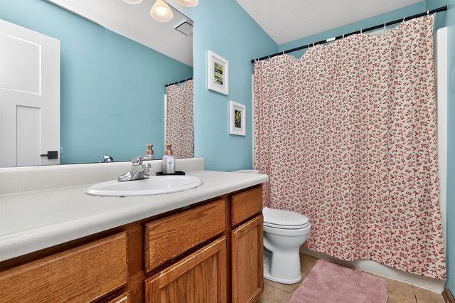1208 63rd Street, West Des Moines, IA 50266