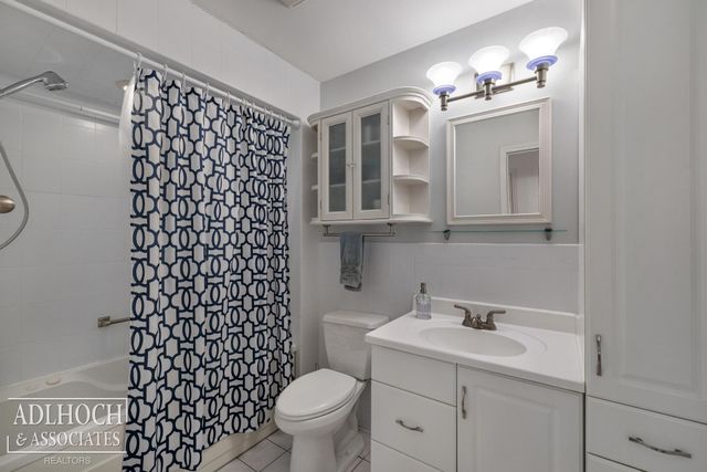 34764 E Lake Drive, Harrison Twp, MI 48045