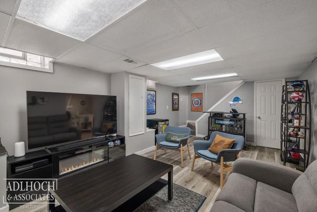 34764 E Lake Drive, Harrison Twp, MI 48045