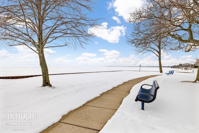 34764 E Lake Drive, Harrison Twp, MI 48045