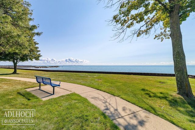 34764 E Lake Drive, Harrison Twp, MI 48045