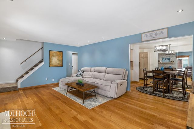 34764 E Lake Drive, Harrison Twp, MI 48045