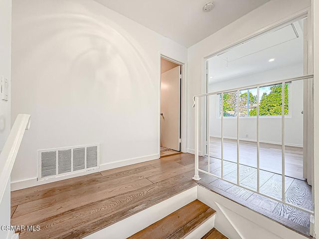 1915 Woodside Drive, Thousand Oaks, CA 91362