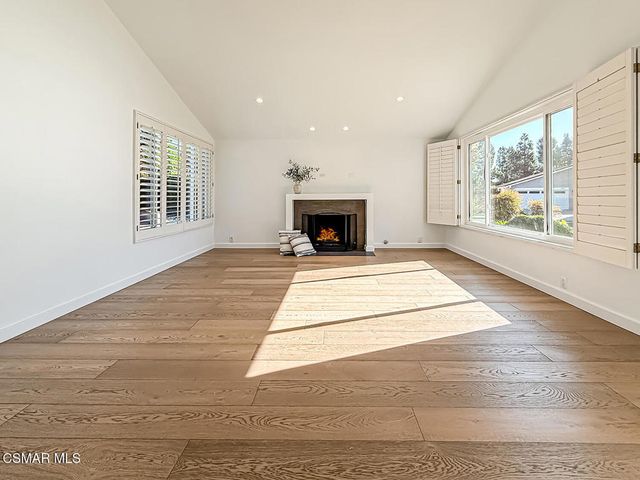 1915 Woodside Drive, Thousand Oaks, CA 91362