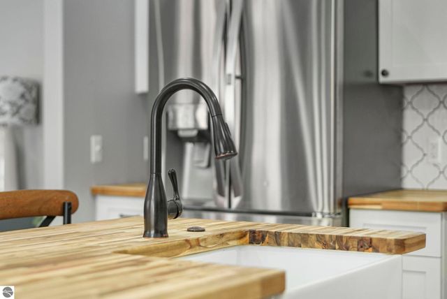 9339 E Summerfield Drive, Traverse City, MI 49684