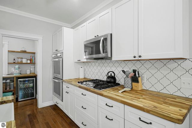 9339 E Summerfield Drive, Traverse City, MI 49684