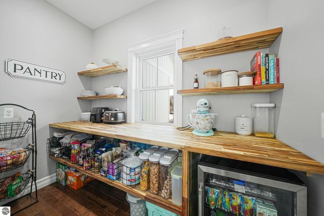 9339 E Summerfield Drive, Traverse City, MI 49684