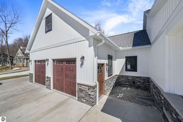 9339 E Summerfield Drive, Traverse City, MI 49684