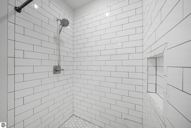 9339 E Summerfield Drive, Traverse City, MI 49684