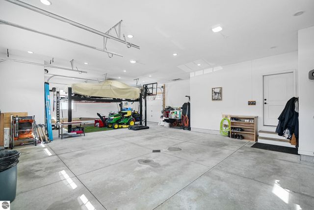 9339 E Summerfield Drive, Traverse City, MI 49684