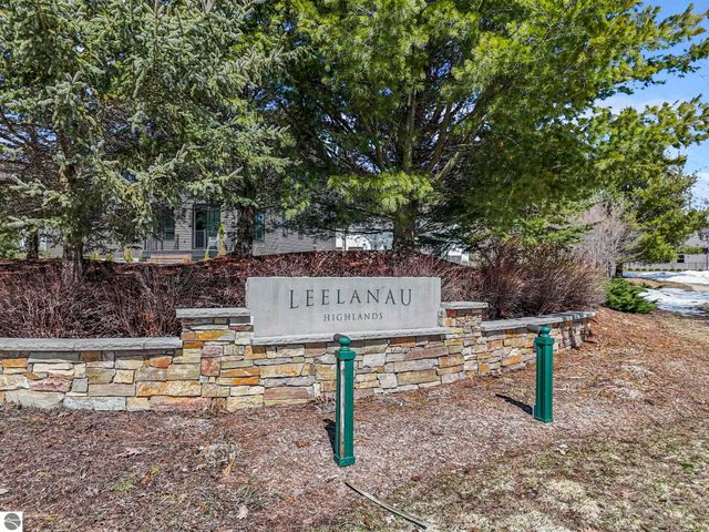 9339 E Summerfield Drive, Traverse City, MI 49684