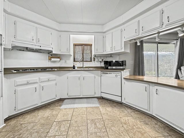 33160 Westchester Drive, Thousand Palms, CA 92276
