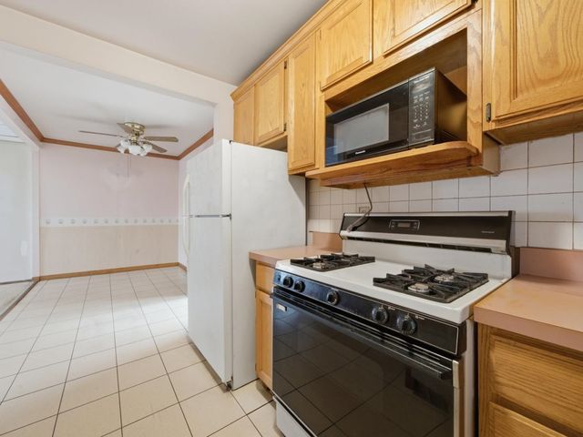 2636 Kenilworth Avenue, Berwyn, IL 60402