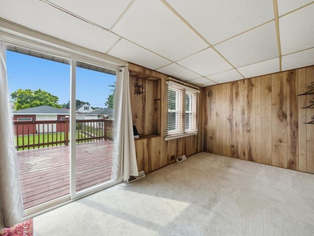 2636 Kenilworth Avenue, Berwyn, IL 60402