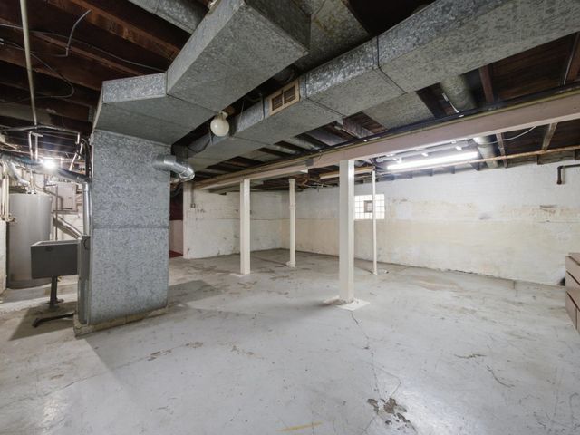 2636 Kenilworth Avenue, Berwyn, IL 60402