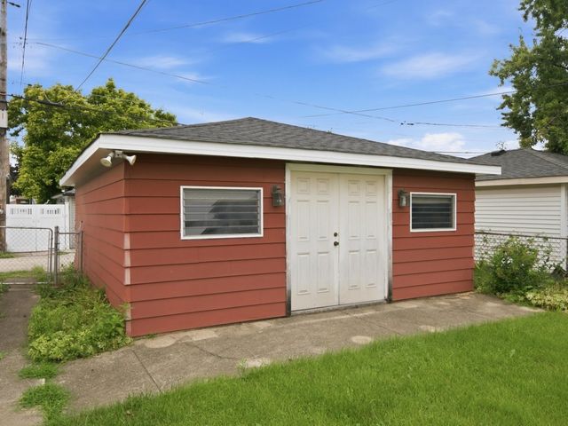 2636 Kenilworth Avenue, Berwyn, IL 60402