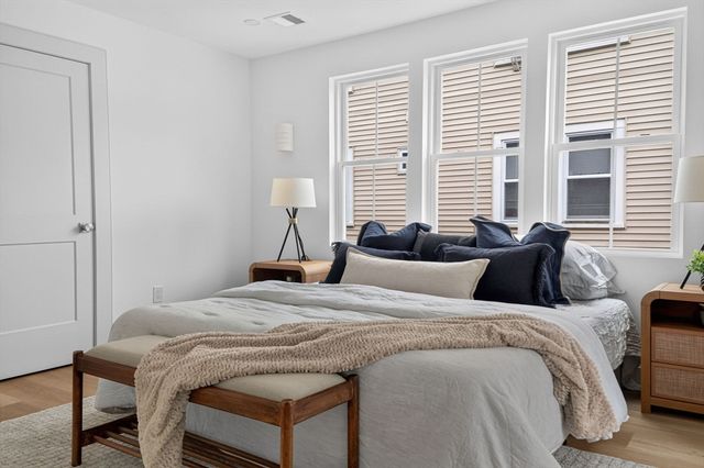146 Jaques St B, Somerville, MA 02145