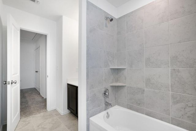 15200 Spruce Frost CV B, Del Valle, TX 78617