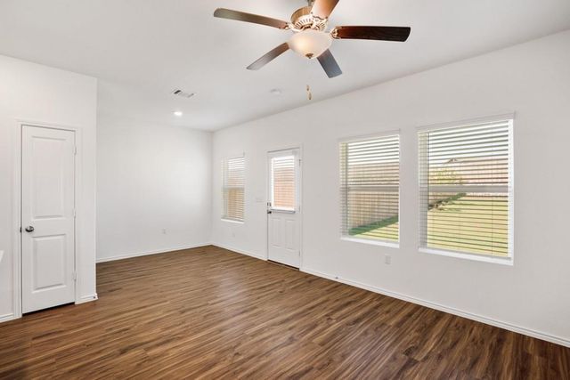 15200 Spruce Frost CV B, Del Valle, TX 78617