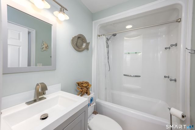 58 Minor Road, East Haven, CT 06512