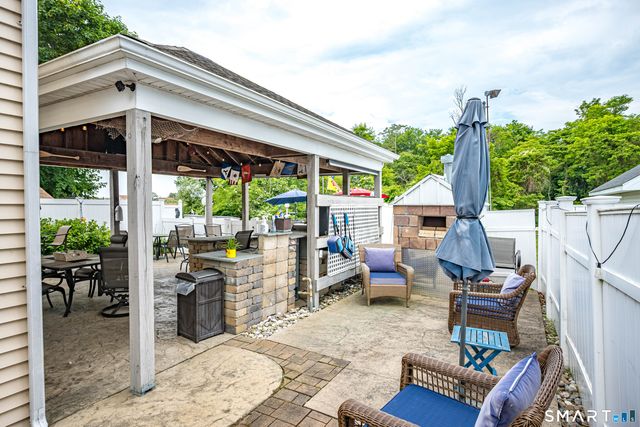 58 Minor Road, East Haven, CT 06512