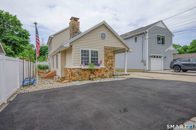 58 Minor Road, East Haven, CT 06512