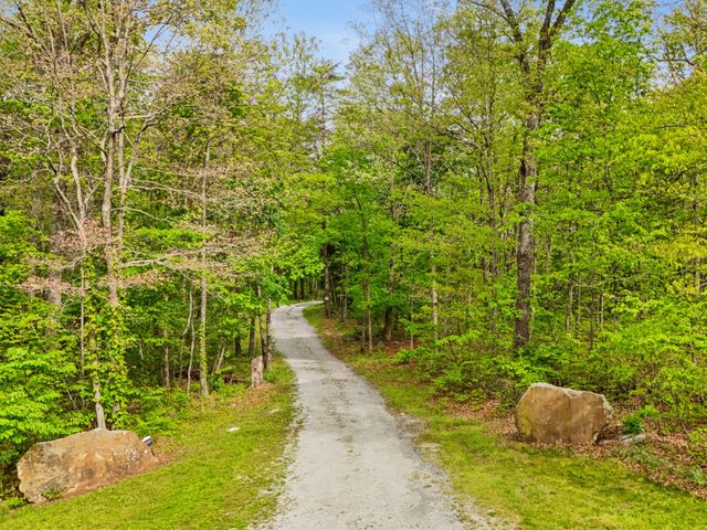 374 Eagle Lake Rd, Coalmont, TN 37313