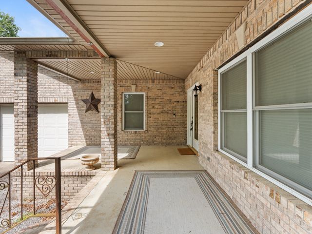 374 Eagle Lake Rd, Coalmont, TN 37313