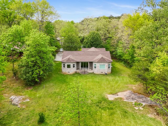 374 Eagle Lake Rd, Coalmont, TN 37313