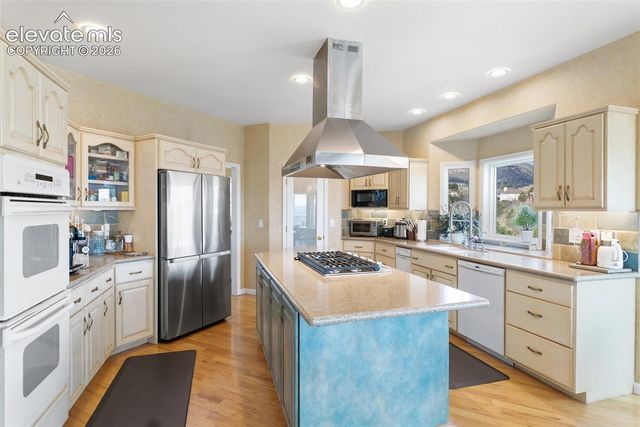 4670 Newstead Place, Colorado Springs, CO 80906