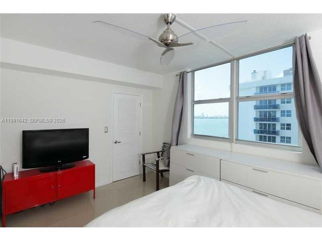 7501 E Treasure Dr 8C, North Bay Village, FL 33141