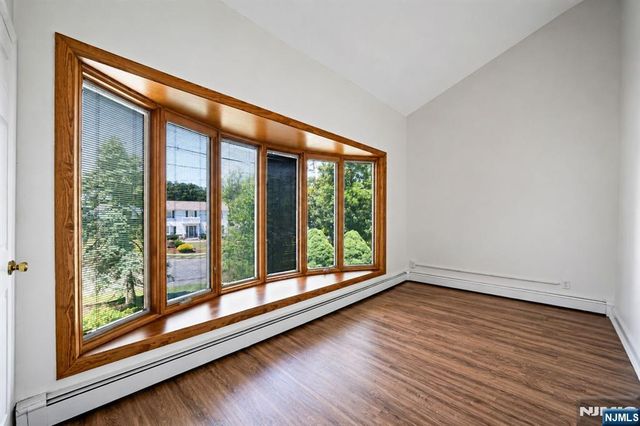 128 Beverly Road, Fairfield, NJ 07004