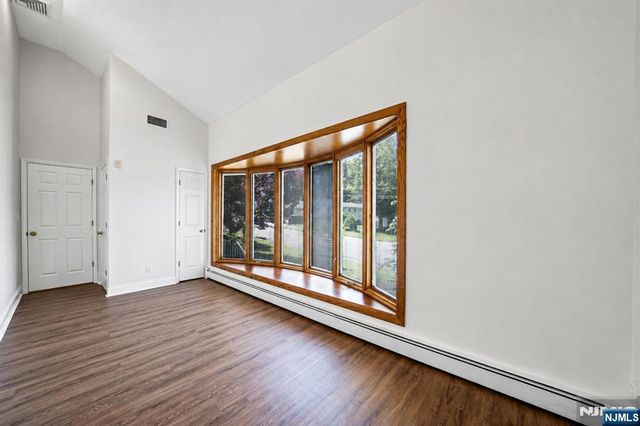 128 Beverly Road, Fairfield, NJ 07004