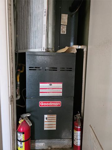 5232 Stephanie Drive, Haltom City, TX 76117