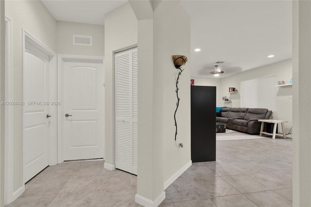 1730 NW 21st St, Homestead, FL 33030